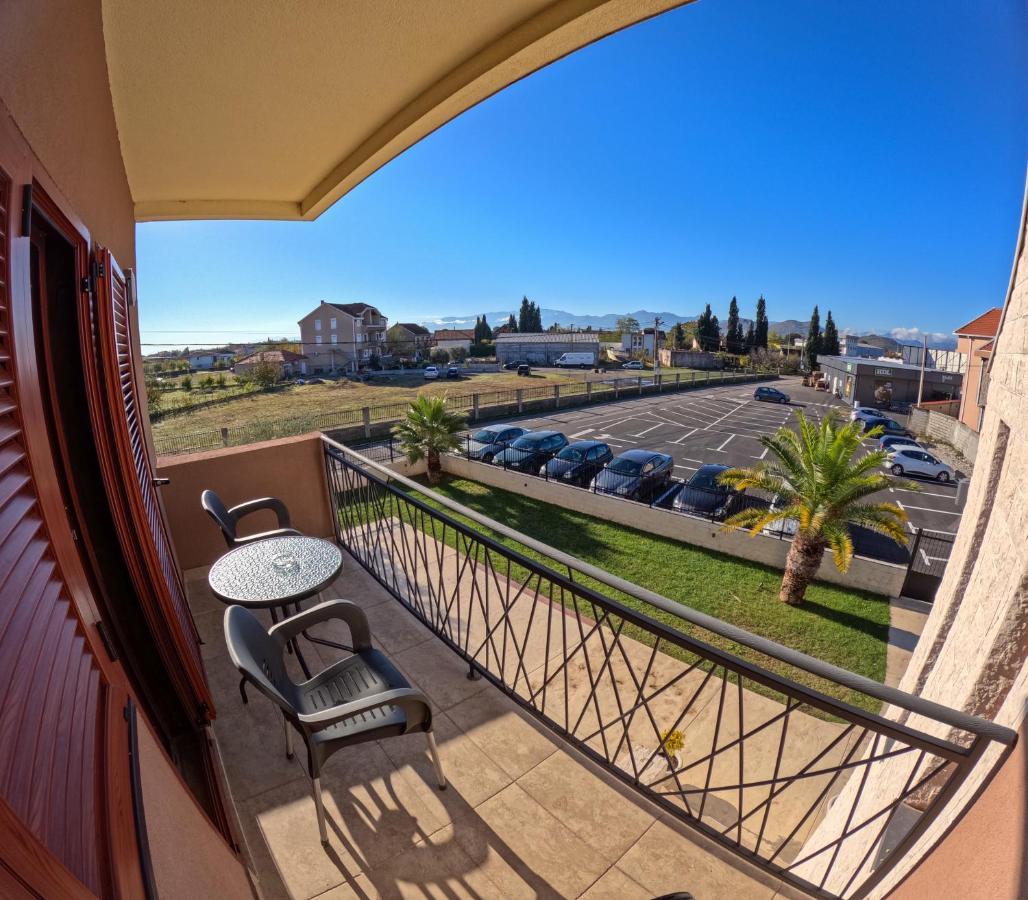 Motel Zeta Lux Mitrovici  Экстерьер фото