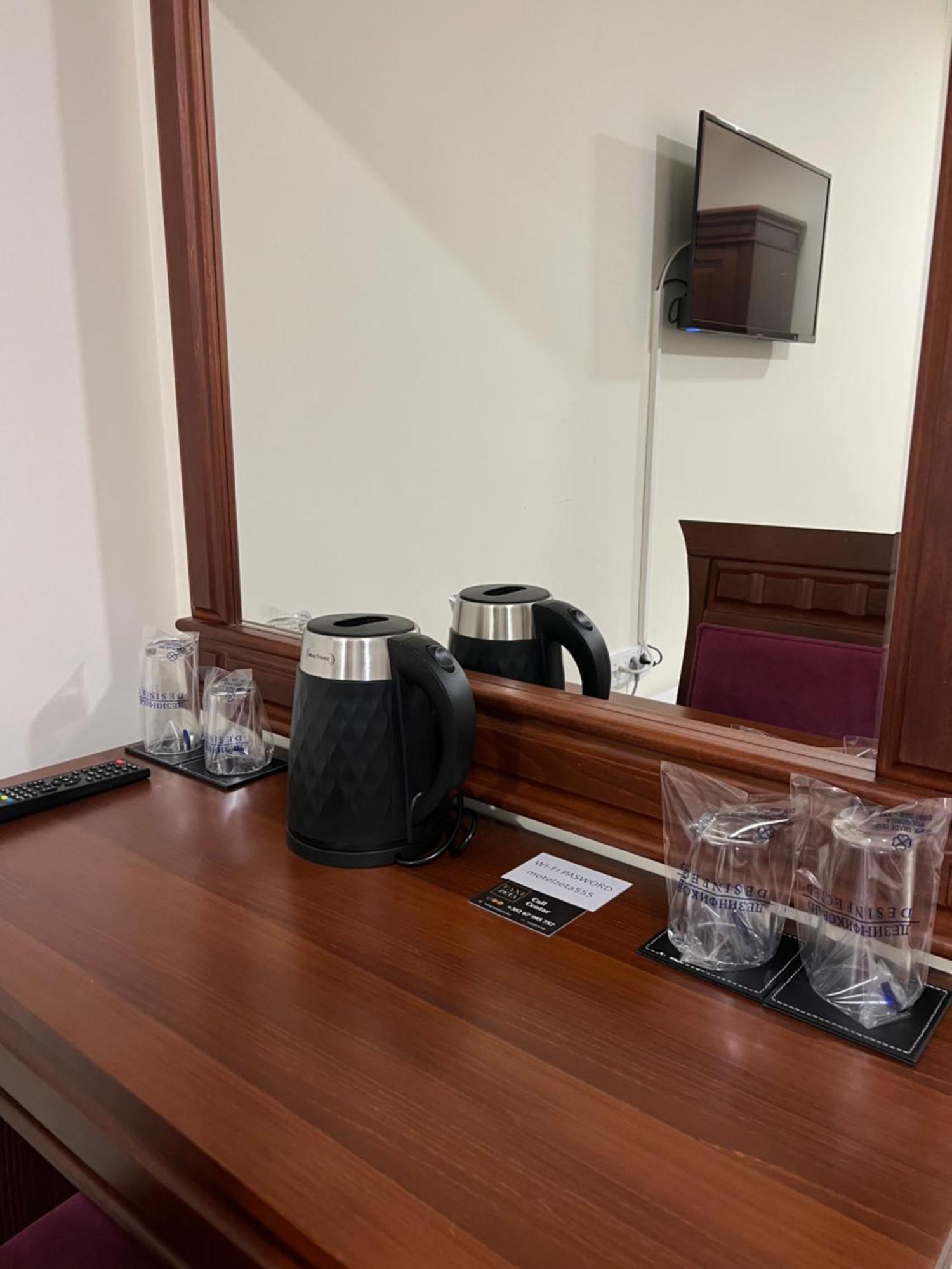 Motel Zeta Lux Mitrovici  Экстерьер фото